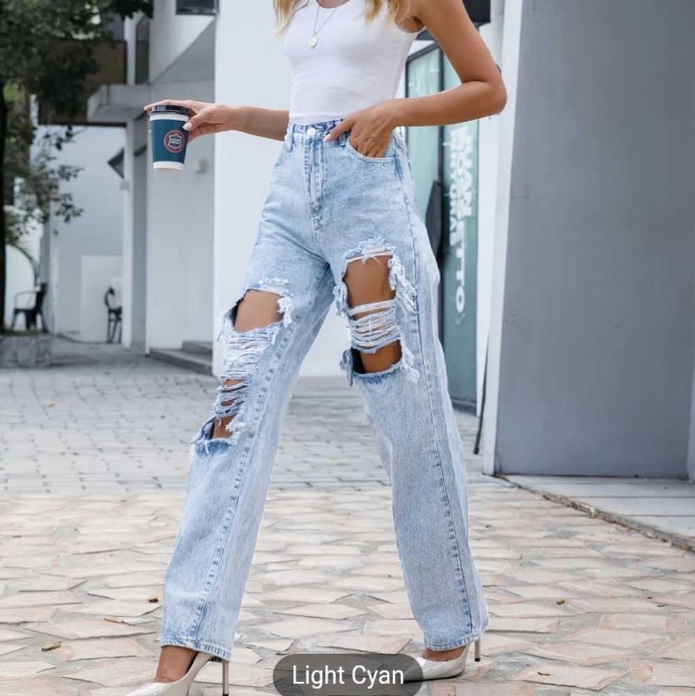 High Rise Distressed Jeans size medium (6)